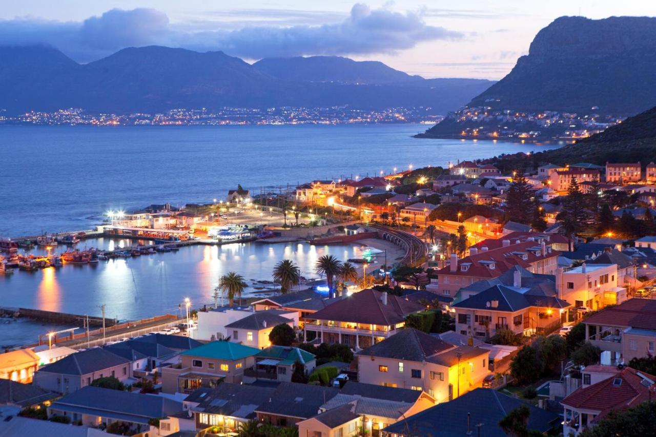 55 On Main Guesthouse And Spa Fish Hoek Exterior foto